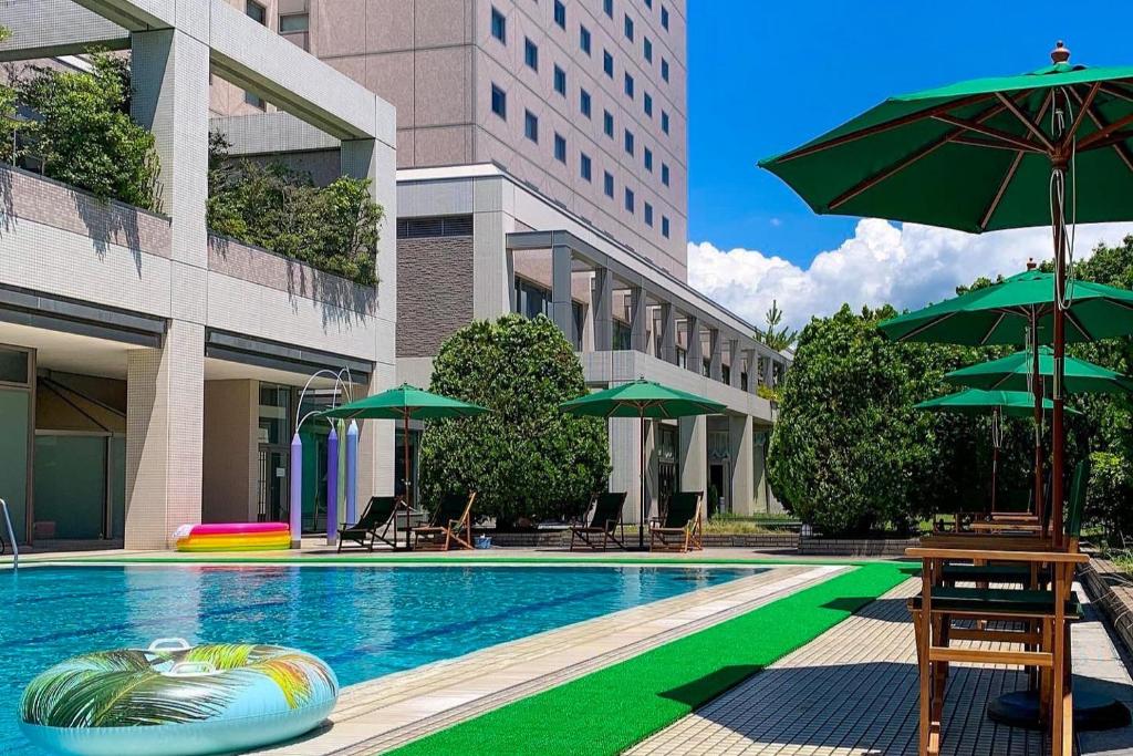 Hotel Kasugai Pool Area