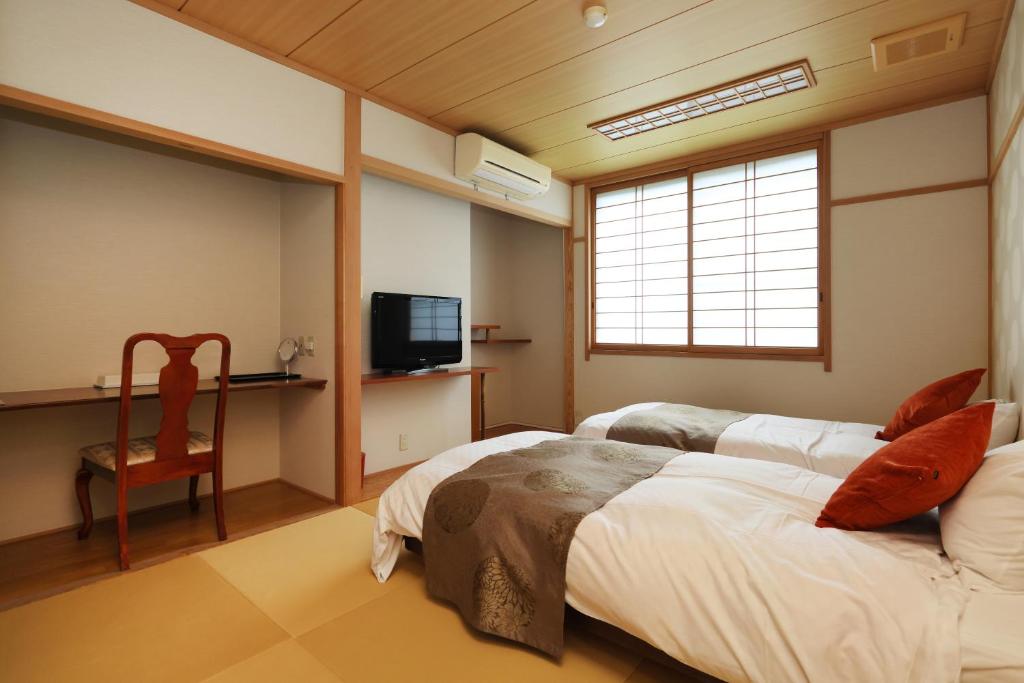Hotel Katsuragi Tatami Room Two Beds