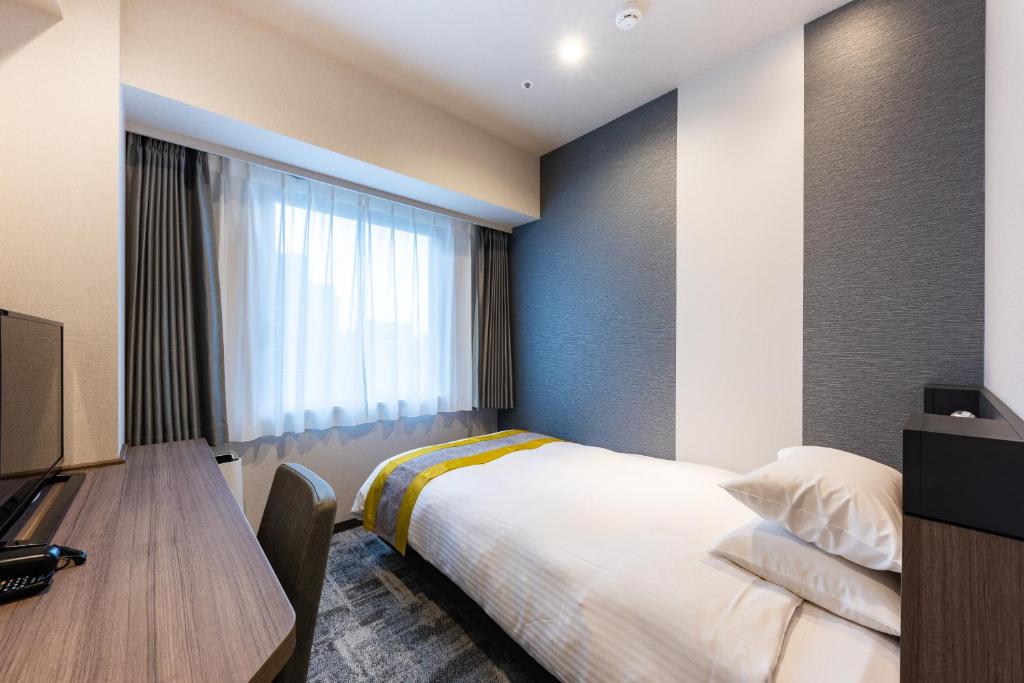 Hotel Kazusaya Single Room