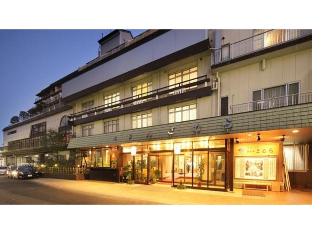 Hotel Kimura Exterior Night