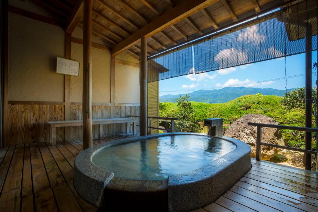 Hotel Kitanoya Outdoor Onsen