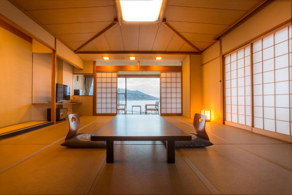Hotel Kitanoya Tatami Room View
