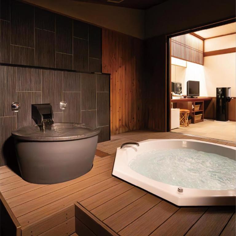 Hotel Kogure Onsen Room