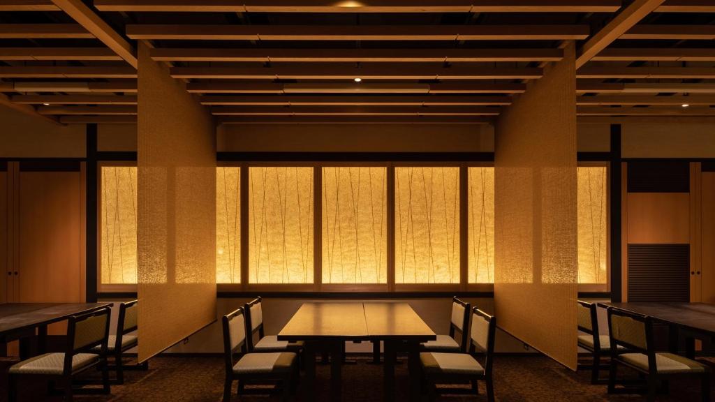 Hotel Kurobe Traditional Dining Area