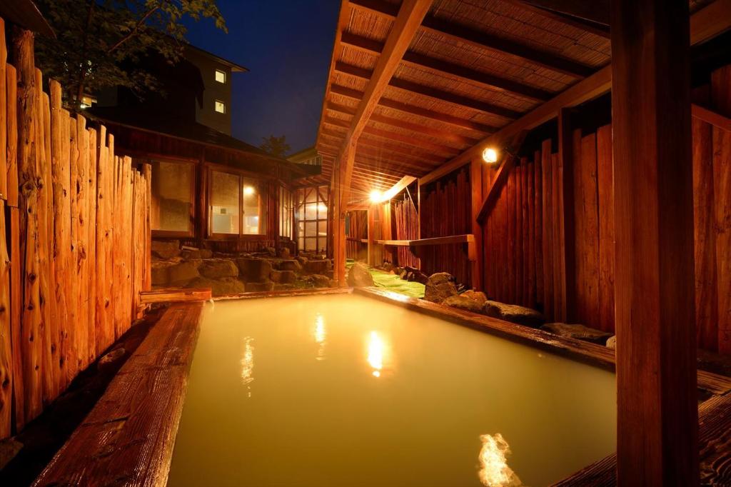 Hotel Lucent Takamiya Outdoor Onsen
