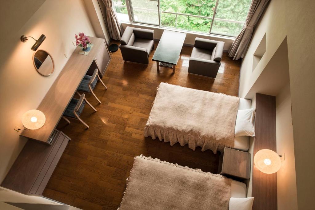Hotel Lucent Takamiya Room Overhead View