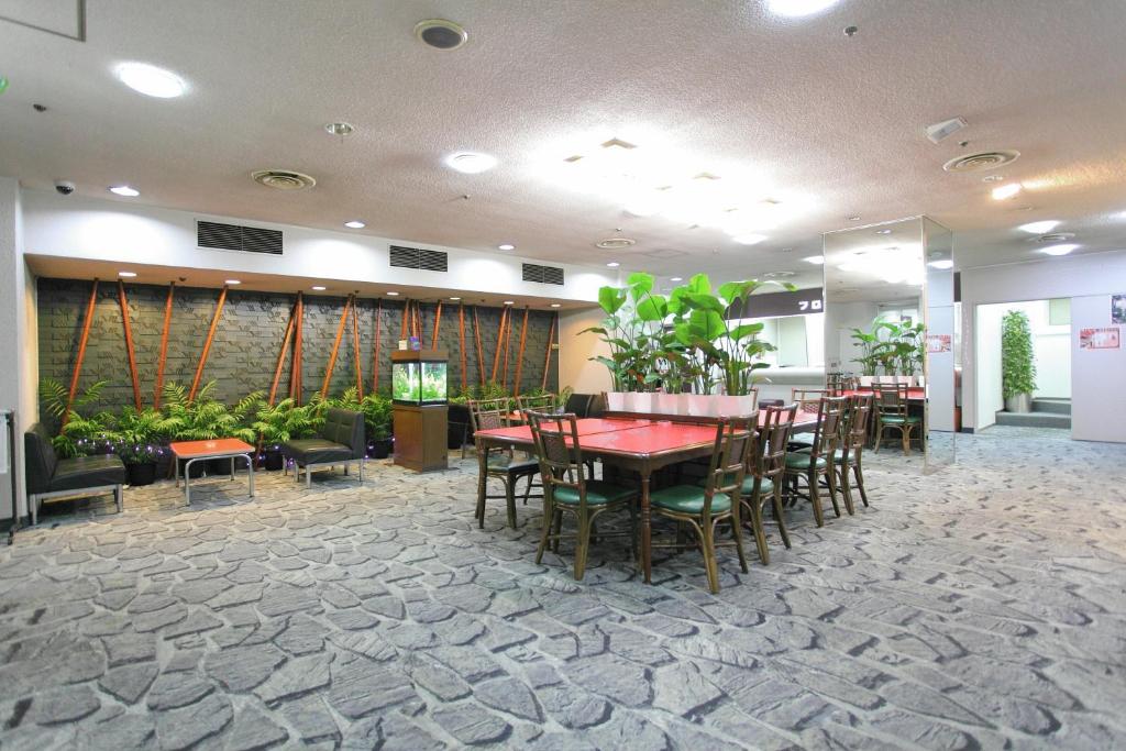 Hotel Marutani Lobby Area