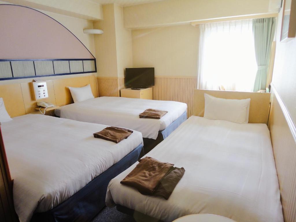 Hotel Marutani Triple Room