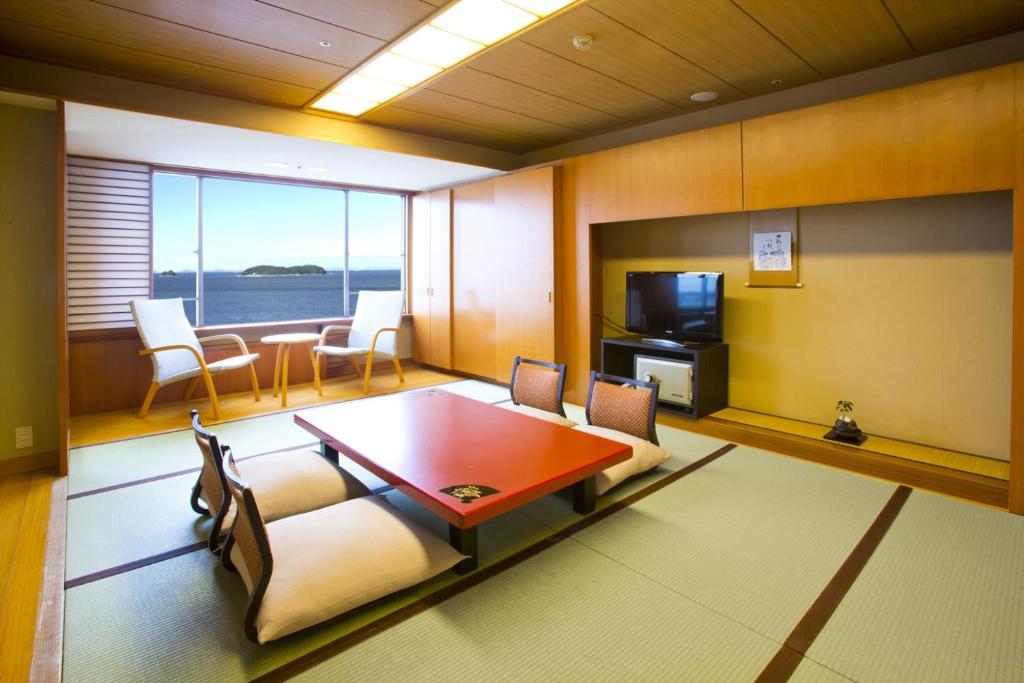Hotel Meizanso Tatami Room Ocean View