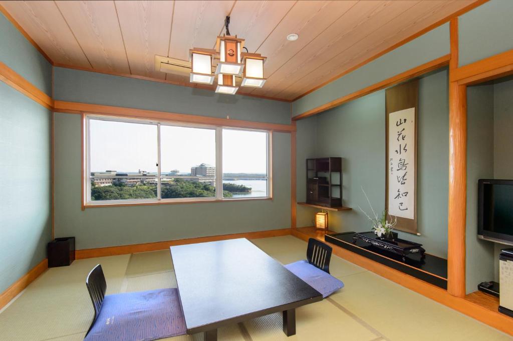 Hotel Michishio Tatami Room View