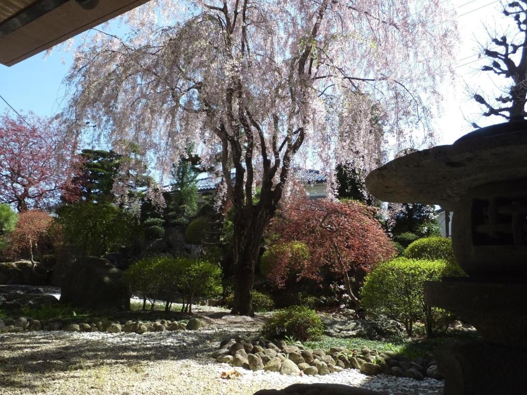 Hotel Nakamuraya Japanese Garden