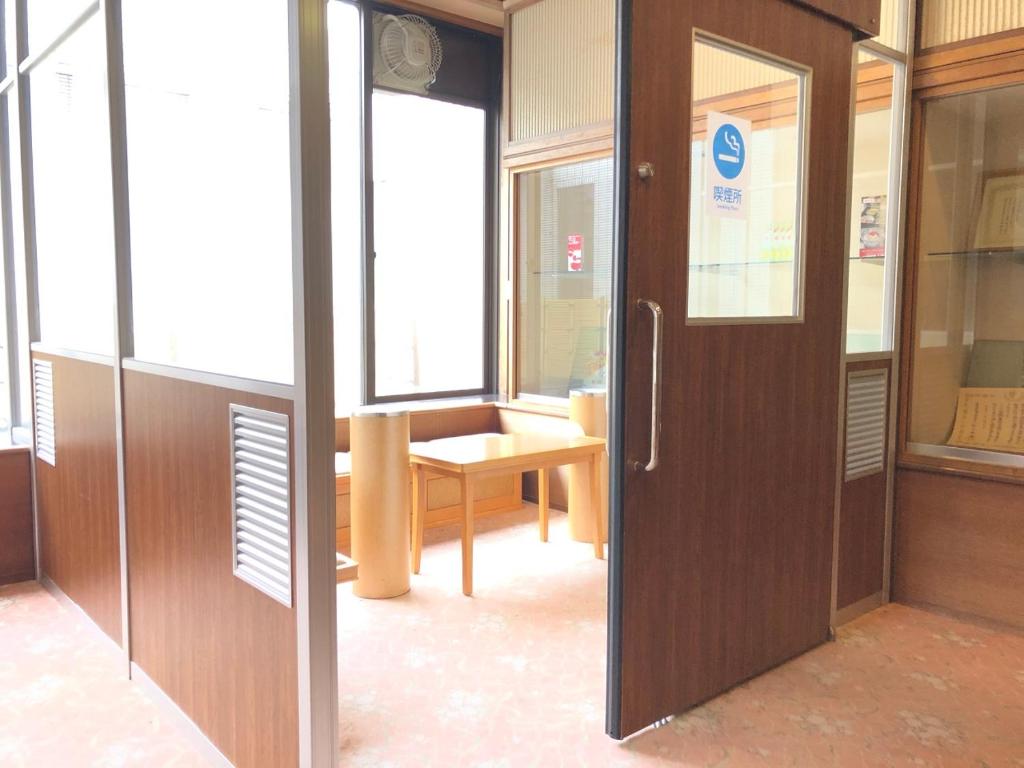 Hotel Nakamuraya Smoking Room