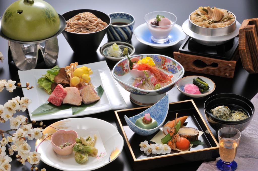 Hotel New Kotobuki Kaiseki Dining