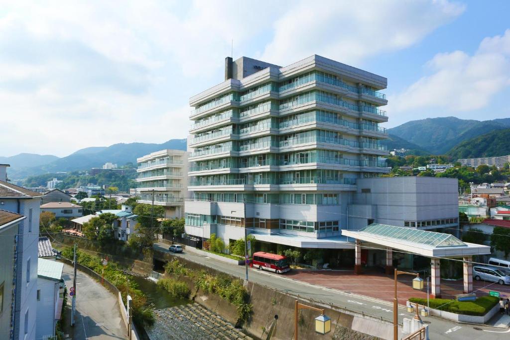 Hotel New Okabe Exterior