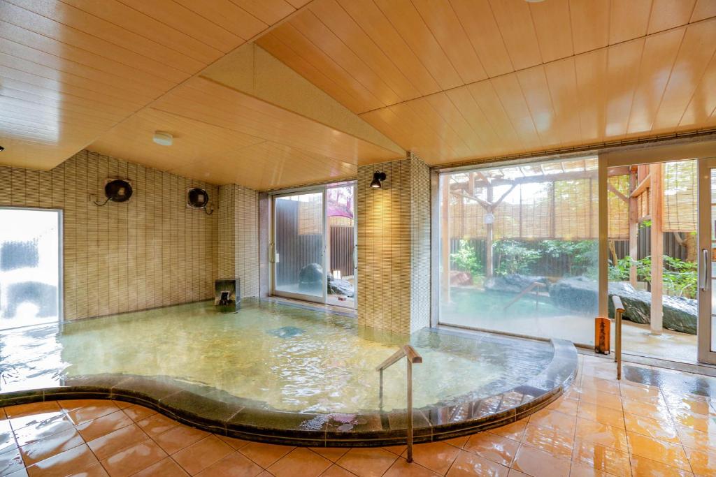 Hotel New Okabe Indoor Onsen