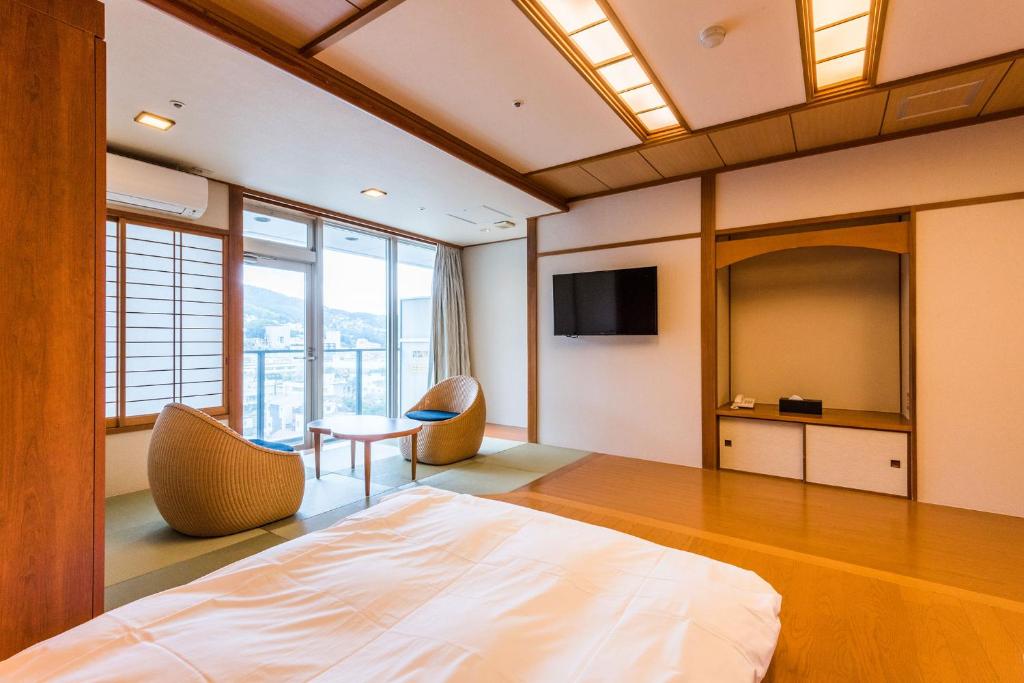 Hotel New Okabe Tatami Room