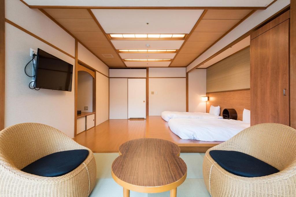 Hotel New Okabe Tatami Room Seating