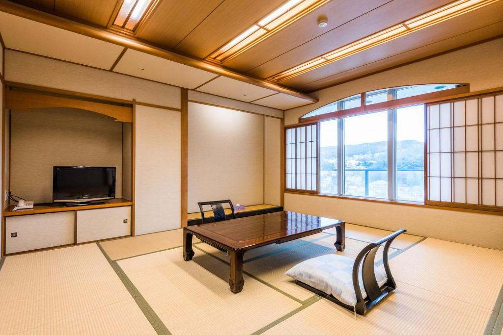 Hotel New Okabe Tatami Room View