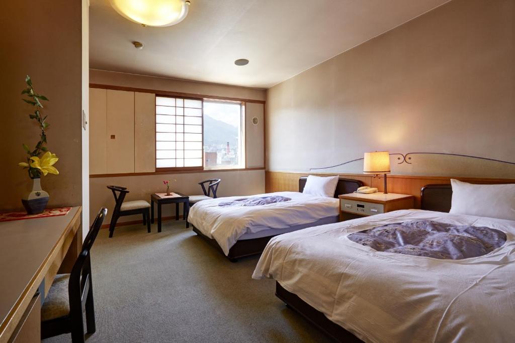 Hotel New Tsuruta Western Room