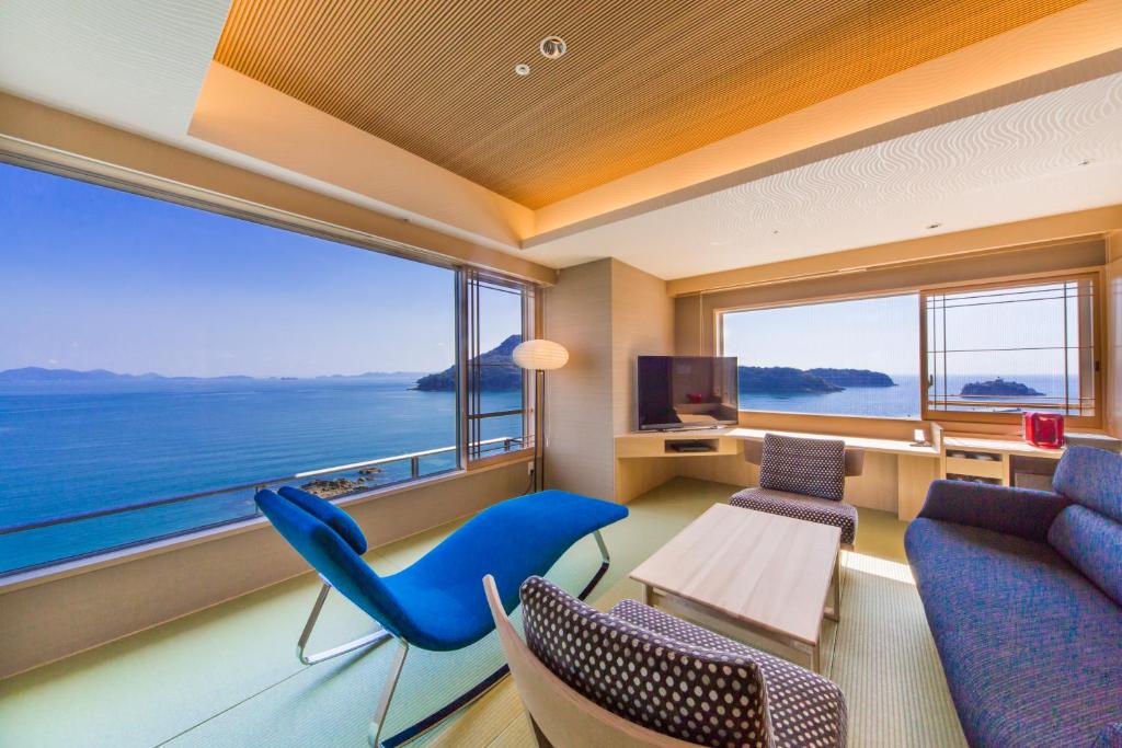Hotel Ofutei Oceanview Lounge