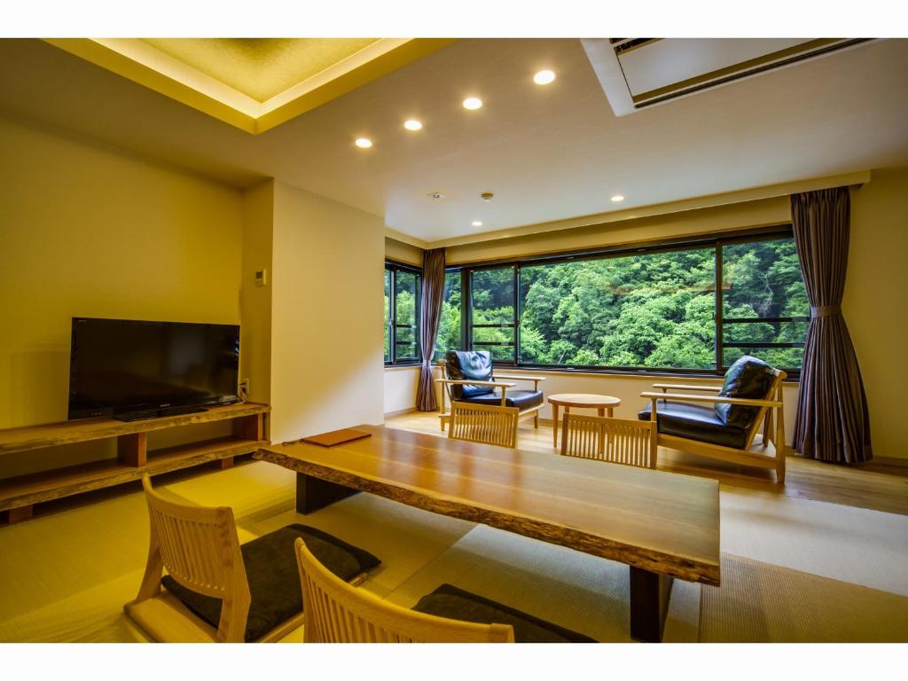 Hotel Okuyumoto Tatami Room View