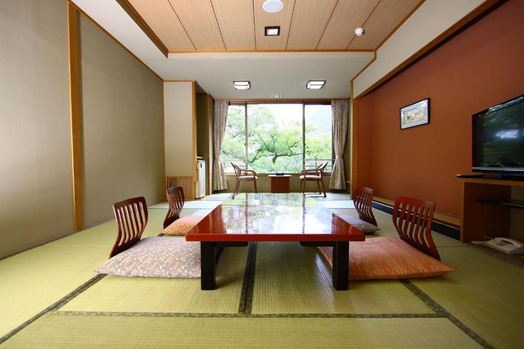 Hotel Park Tatami Room