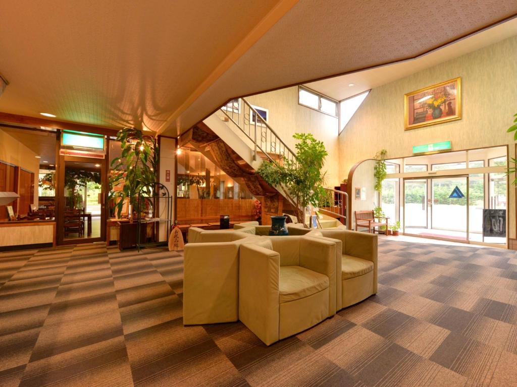 Hotel Parkway Lobby