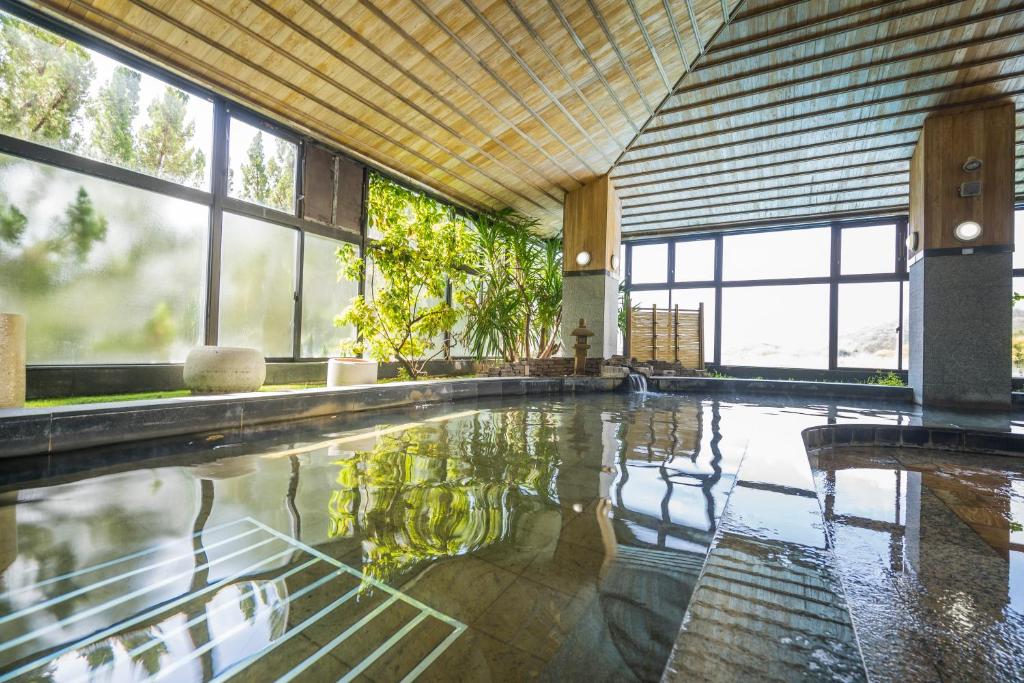 Hotel Ryutoen Onsen Bath