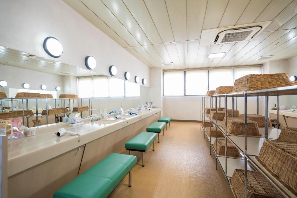 Hotel Ryutoen Onsen Dressing Room