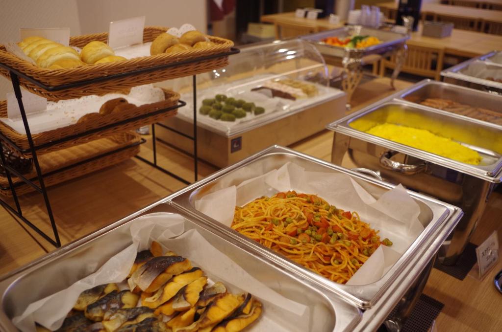 Hotel Sanoya Buffet Breakfast