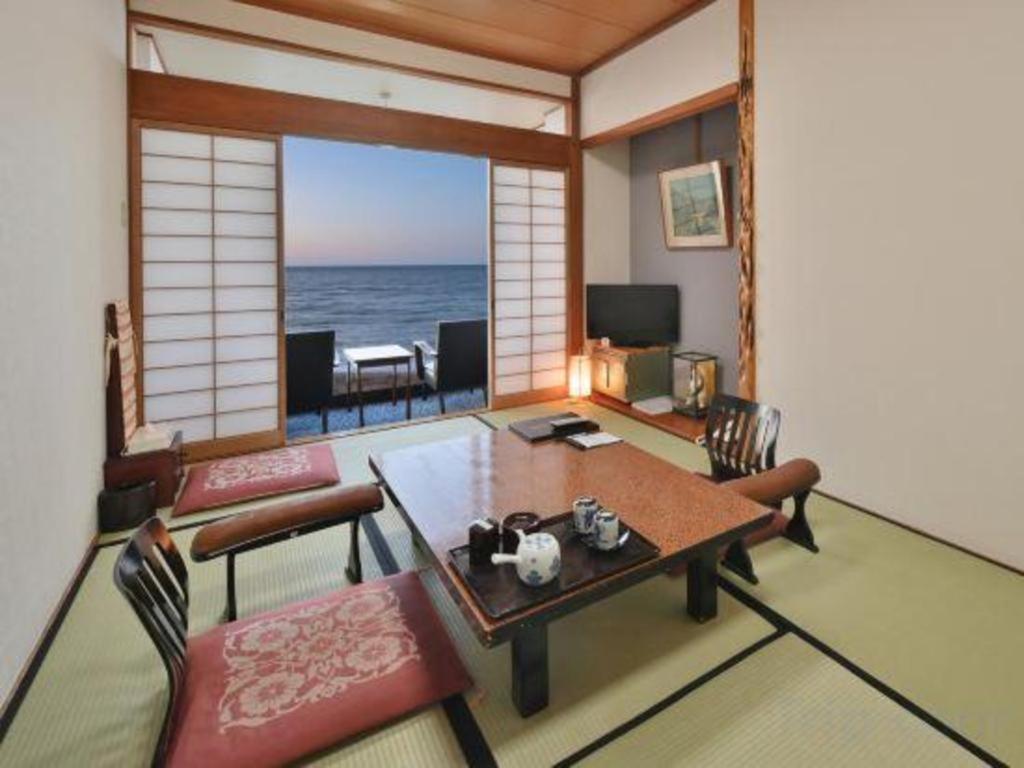 Hotel Seikai Traditional Tatami Room Ocean View