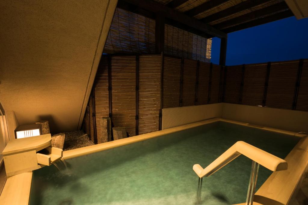 Hotel Shiroyama Onsen Outdoor Bath