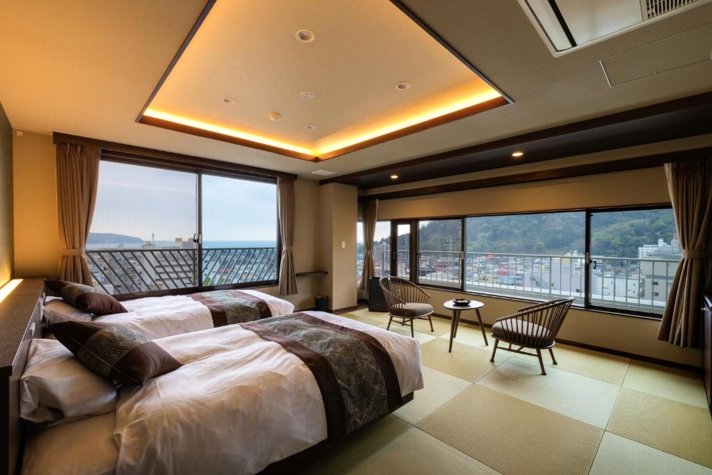 Hotel Shiroyama Onsen Tatami Room View