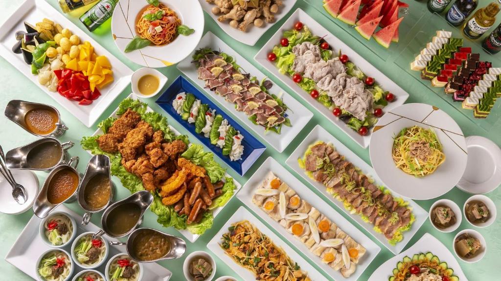 Hotel Taikan Buffet Spread
