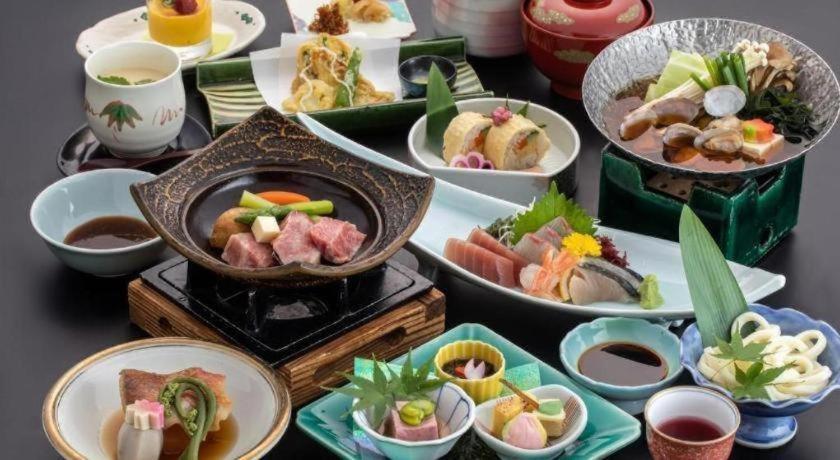 Hotel Takeshima Kaiseki Dishes
