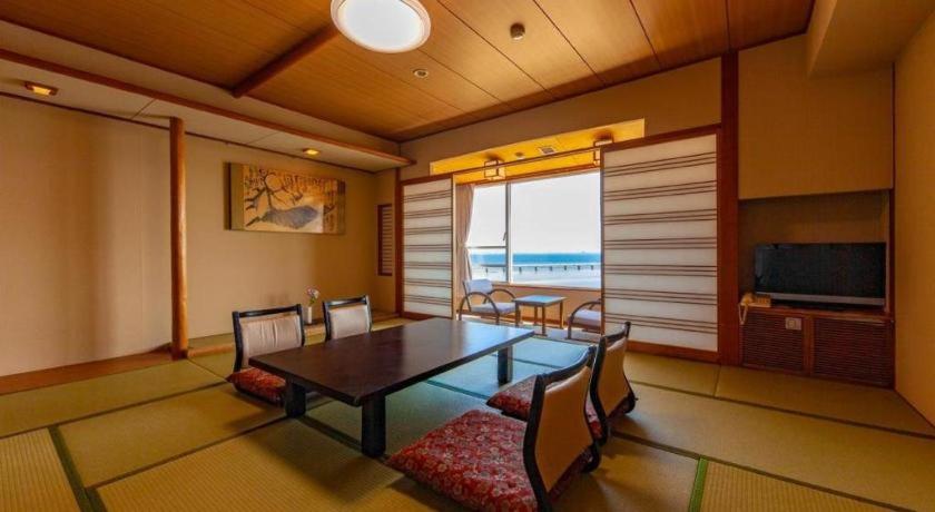 Hotel Takeshima Tatami Room Seating