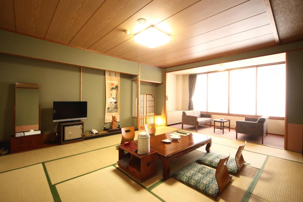Hotel Towadaso Tatami Room Tea Table
