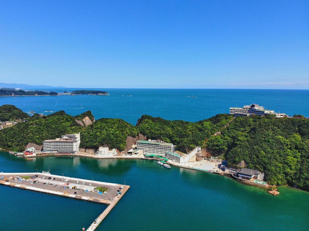 Hotel Urashima Coastal View
