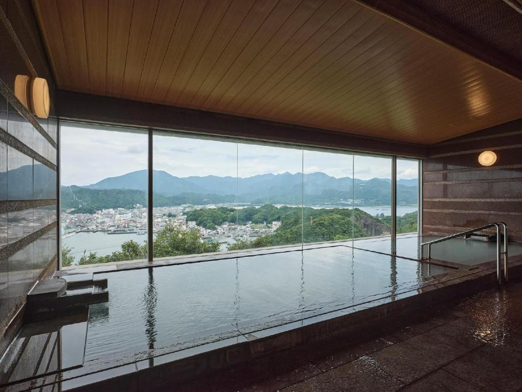 Hotel Urashima Onsen View