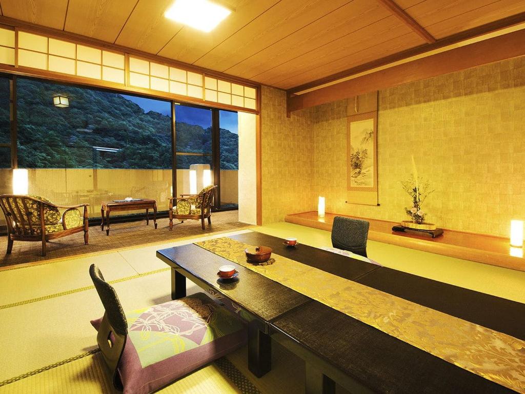 Hotel Yunomoto Tatami Room View