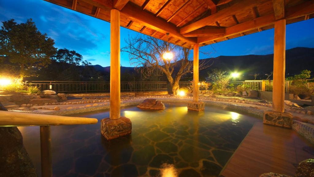 Hotel Zuiyo Open Air Onsen