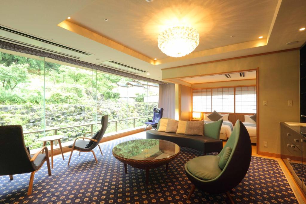 Hotelfutaba Spacious Window View Room