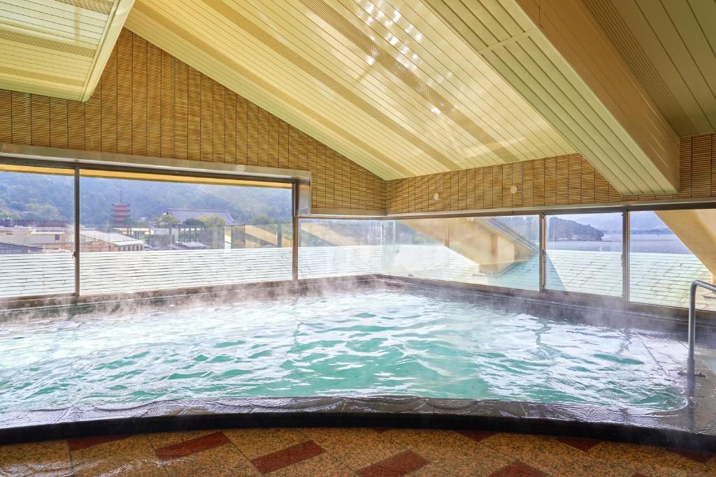 Hotelmiya Rikyu Onsen Bath
