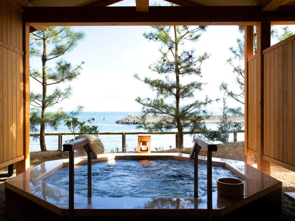 Hotelnewawaji Onsen With Seaview