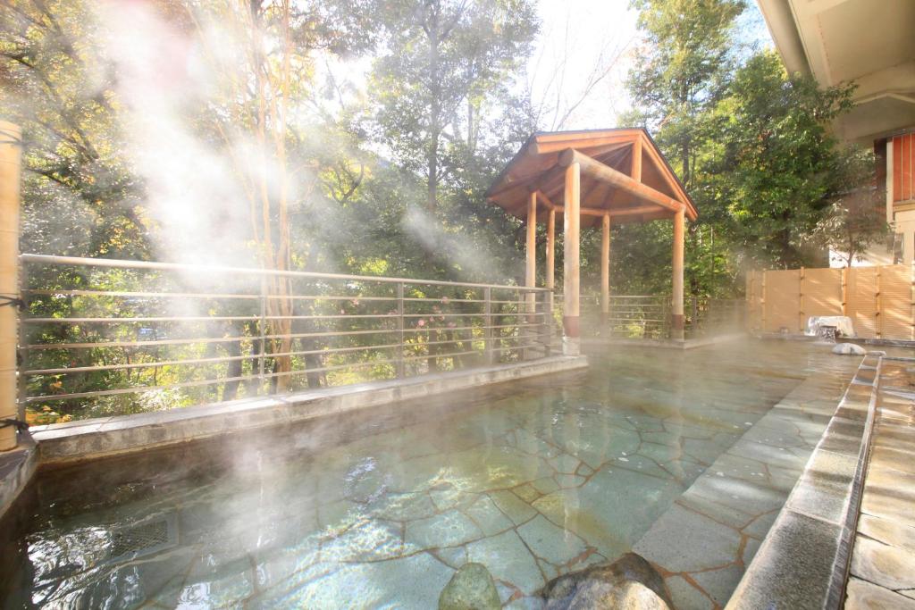 Hotelokada Outdoor Onsen