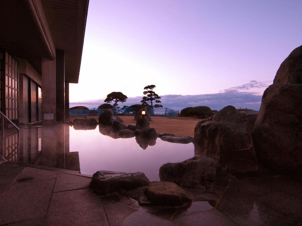 Hoteloosado Outdoor Onsen