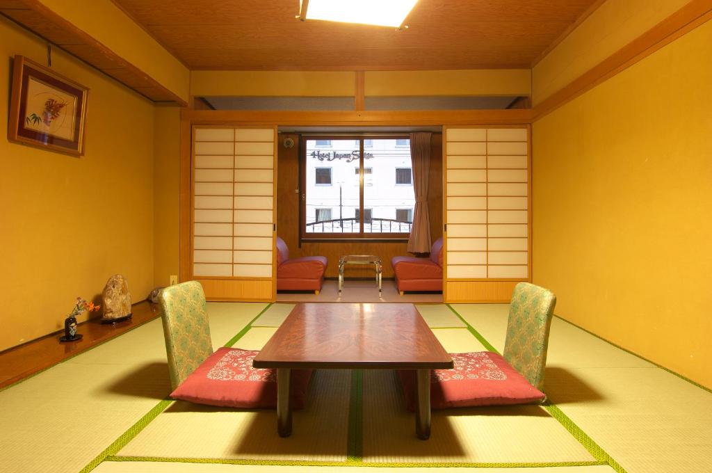 Hotelsanraku Tatami Room