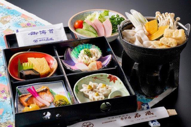 Hotelsekifu Kaiseki Meal