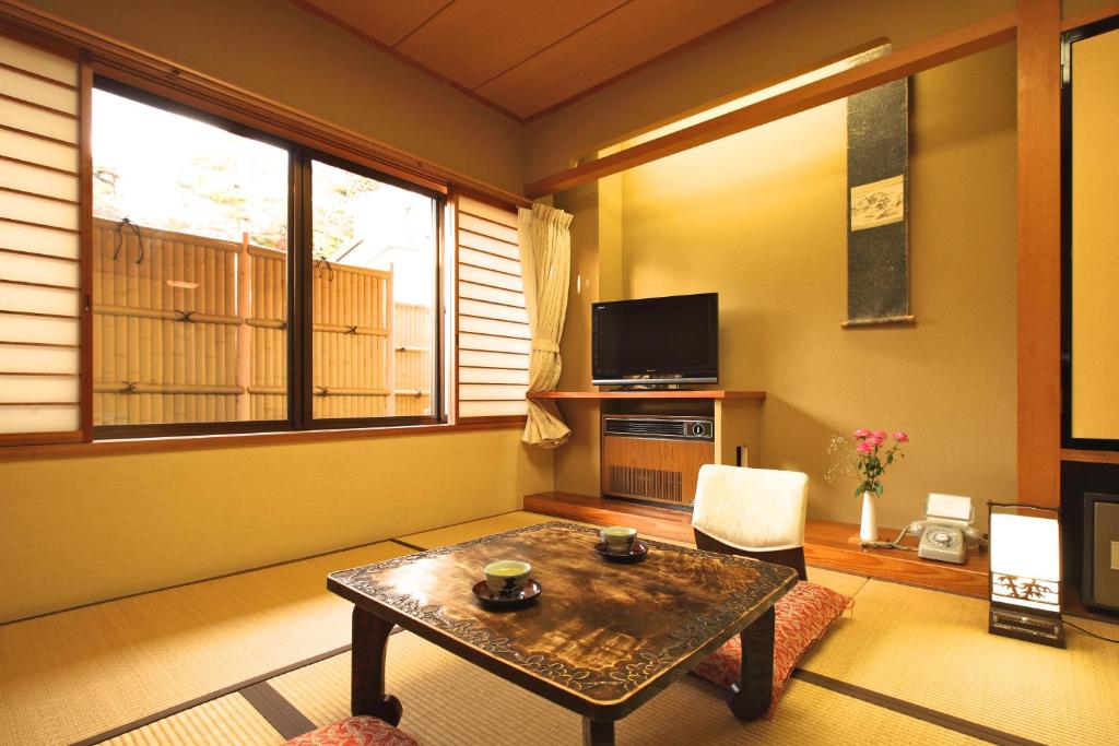 Hoteltsuruya Tatami Room Tea Table