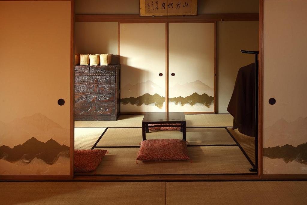 Hoteltsuruya Traditional Tatami Room